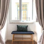 Gorgeous Bairro Alto Appartement